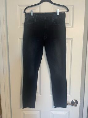 MOTHER Size 30 High Waisted Looker Ankle Fray Jeans in Last Call